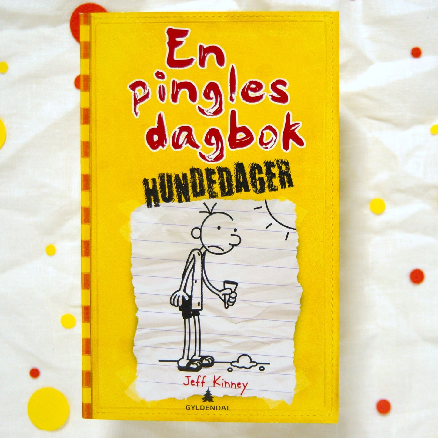 Hundedager - en pingles dagbok av Jeff Kinney
