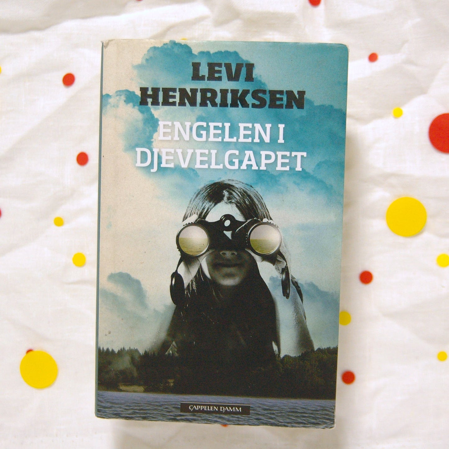 Engelen i Djevelgapet av Levi Henriken