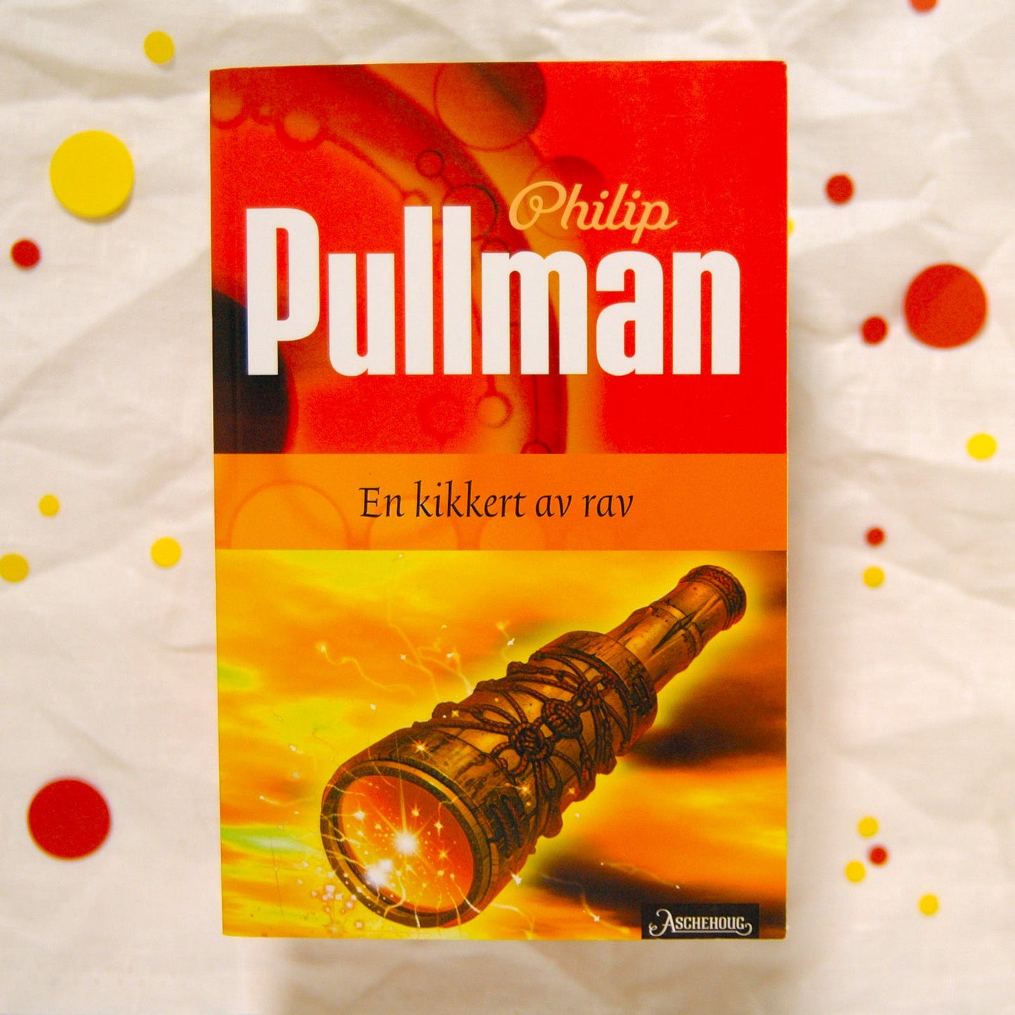 En kikkert av rav av Philip Pullman