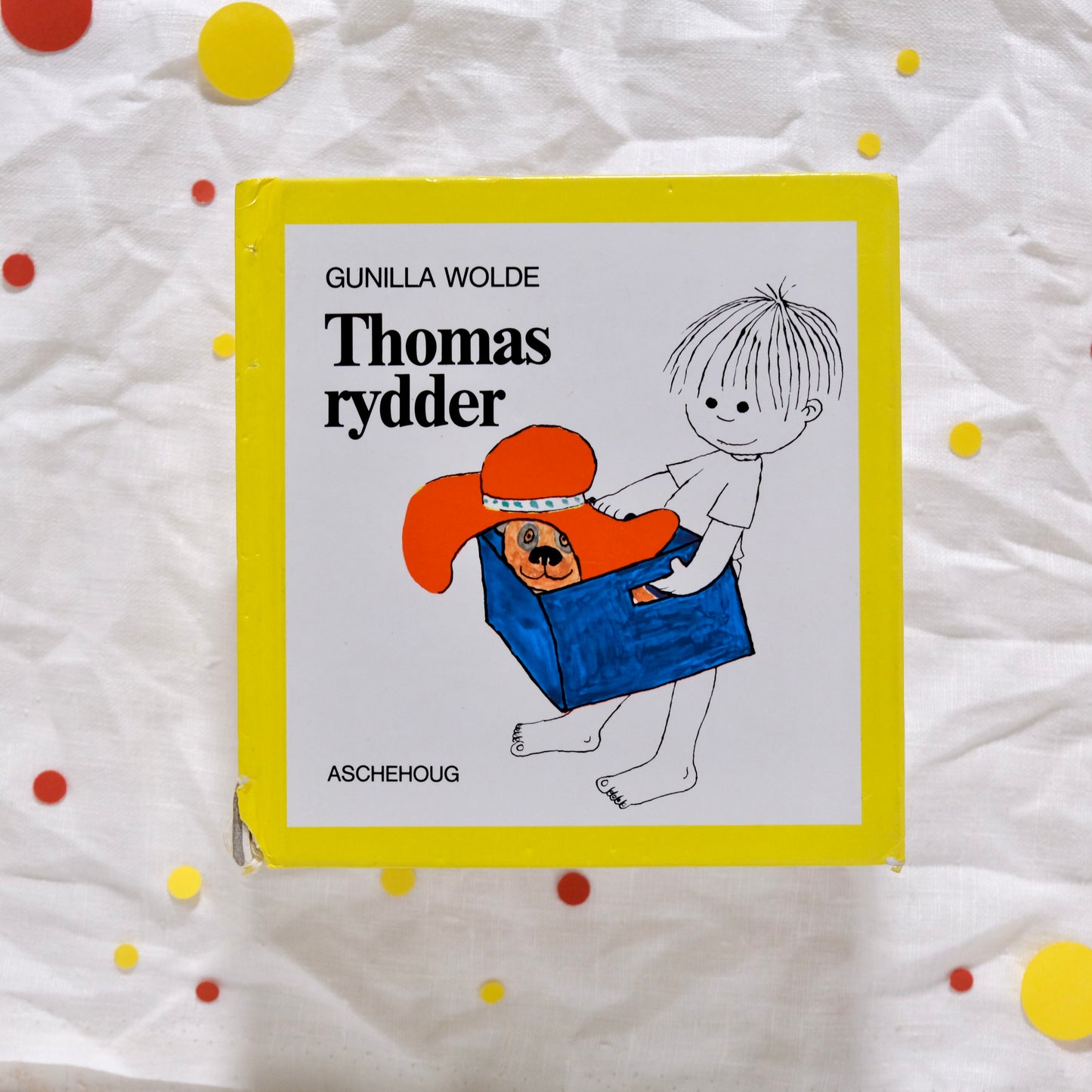Thomas rydder av Gunilla Wolde