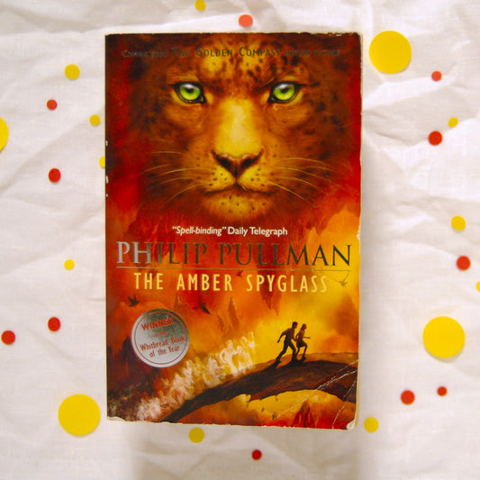 The amber spyglass av Philip Pullman
