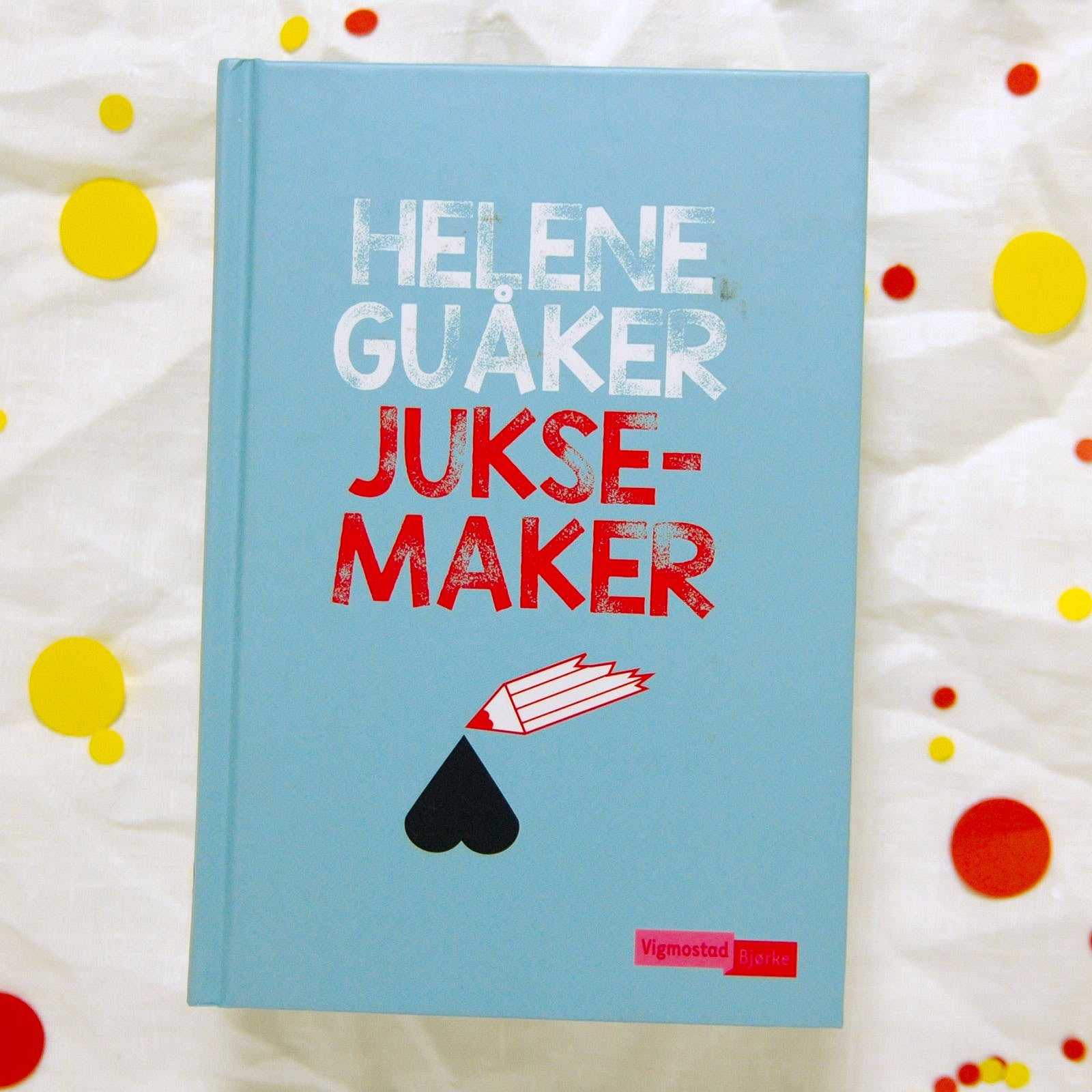 Juksemaker av Helene Guåker